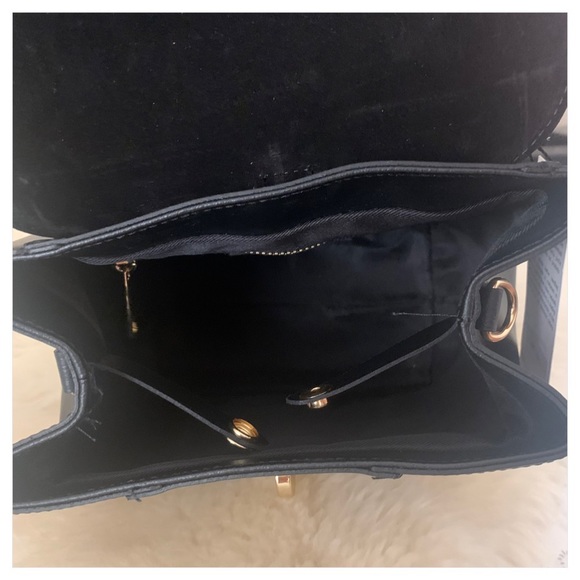 NWT DIVINA FIRENZE Leather Convertible Backpack/Purse - Picture 6 of 8